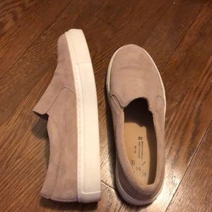 KMB slip on women’s shoes